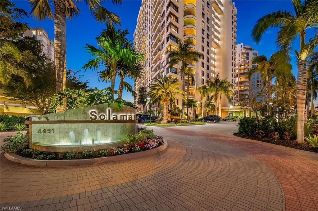 4451 Gulf Shore Blvd N 803, Naples, FL 34103-27