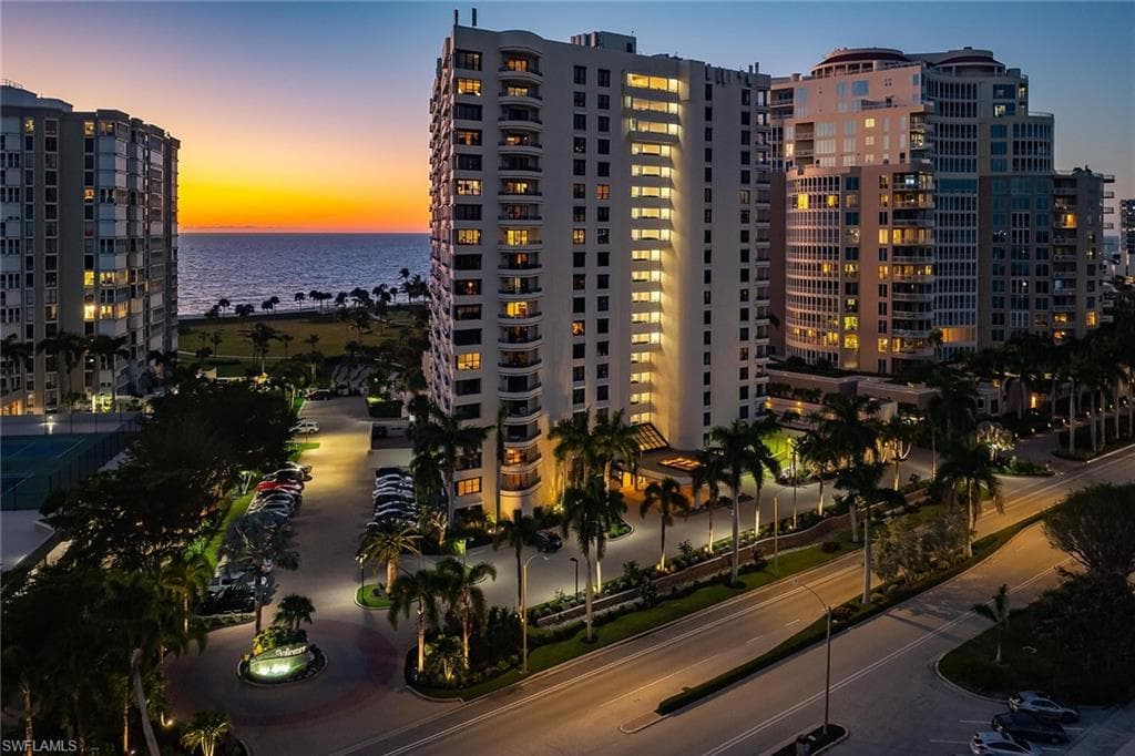 4451 Gulf Shore Blvd N 803, Naples, FL 34103-28