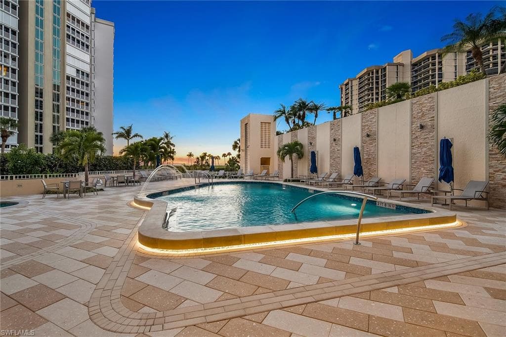 4451 Gulf Shore Blvd N 803, Naples, FL 34103-29