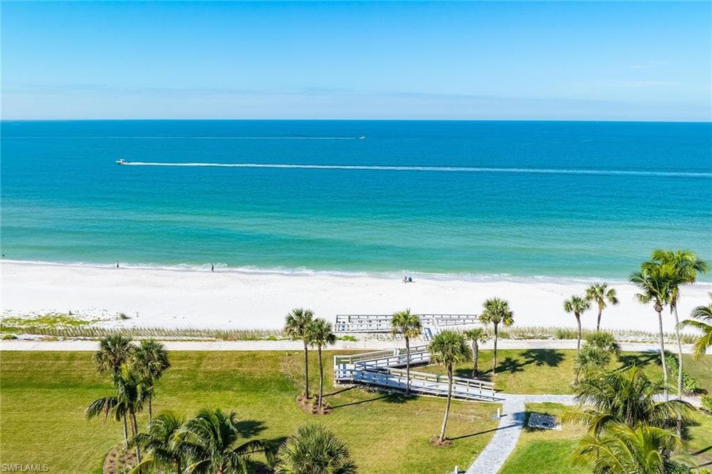 4451 Gulf Shore Blvd N 803, Naples, FL 34103-33