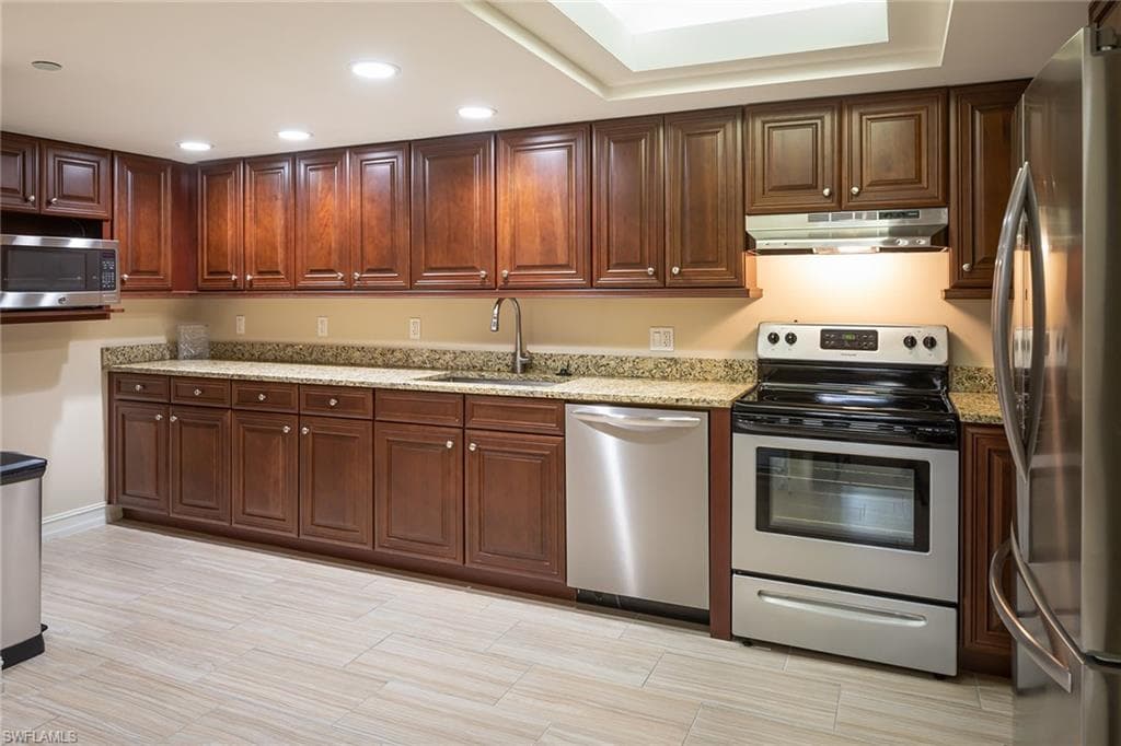 4451 Gulf Shore Blvd N 803, Naples, FL 34103-36
