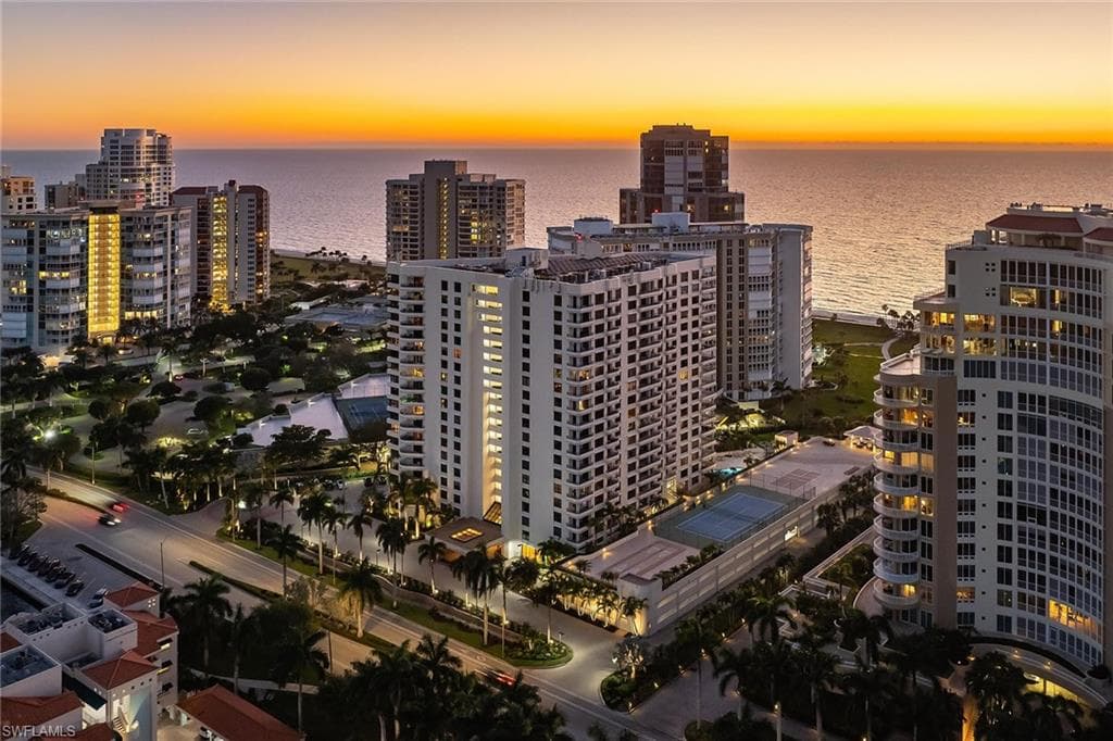 4451 Gulf Shore Blvd N 803, Naples, FL 34103-39