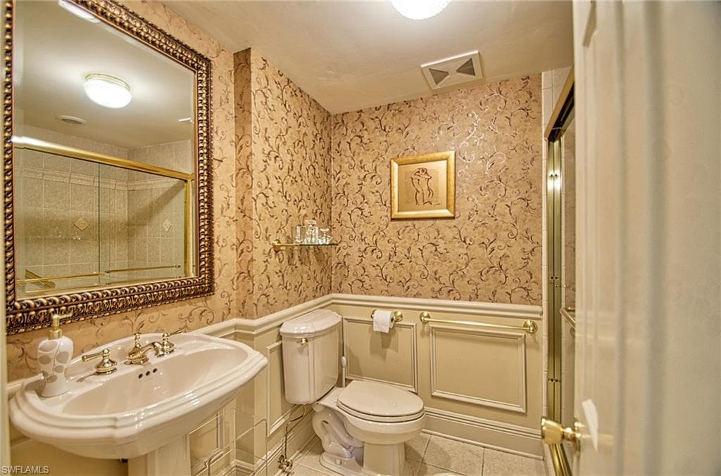 4031 Gulf Shore Blvd N 8e, Naples, FL 34103-21