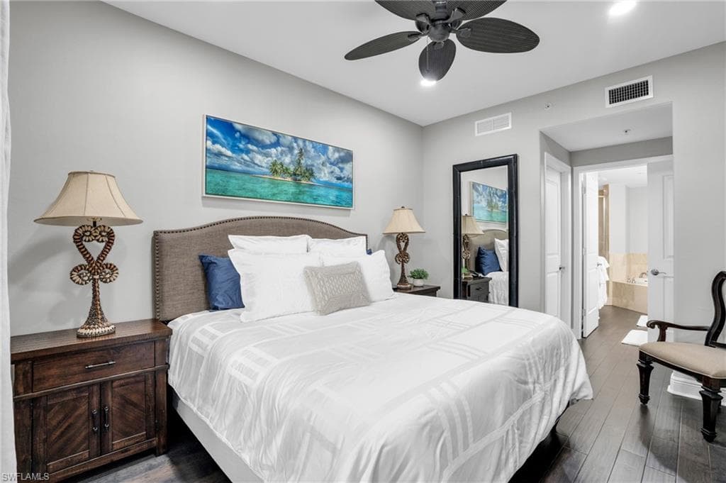 985 Sandpiper St I-103, Naples, FL 34102-12