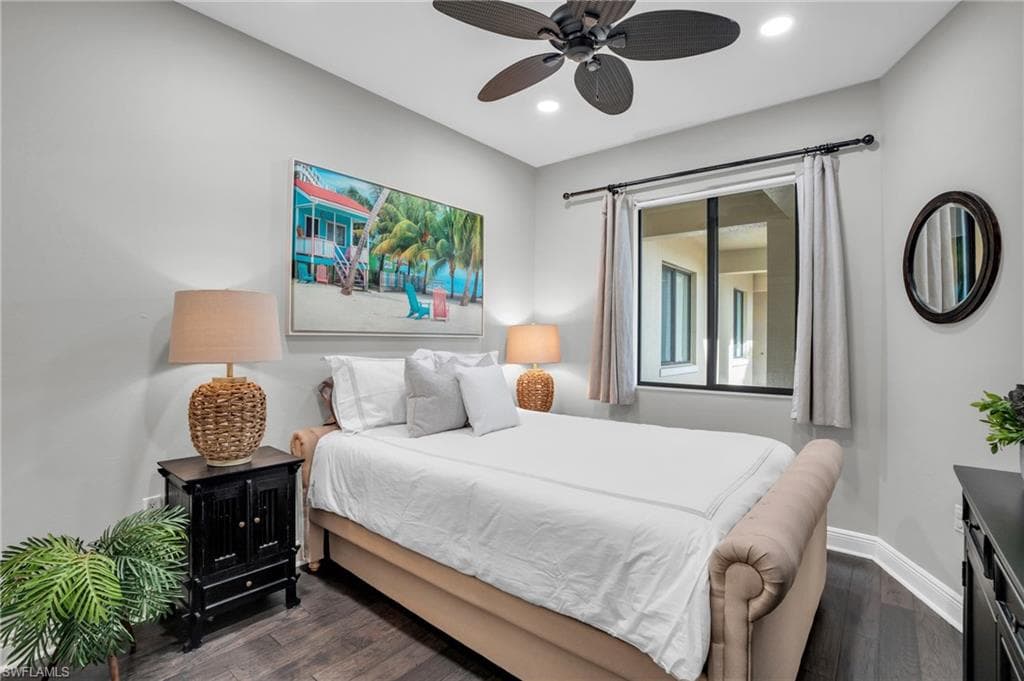 985 Sandpiper St I-103, Naples, FL 34102-15