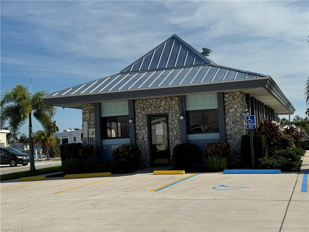 233 Cattleya Refuge, Naples, FL 34114-26