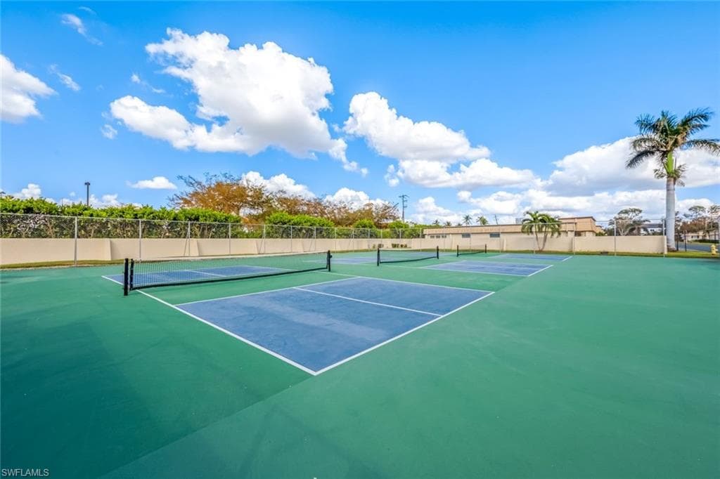 45 Tozer Ct, Fort Myers, FL 33919-18