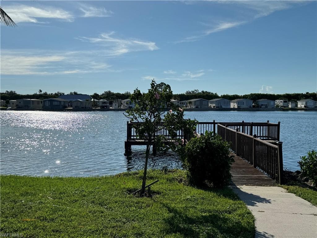 523 Cheetah Dr, Naples, FL 34114-27