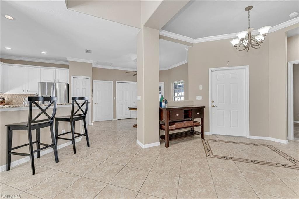 104 Glen Eagle Cir, Naples, FL 34104-10