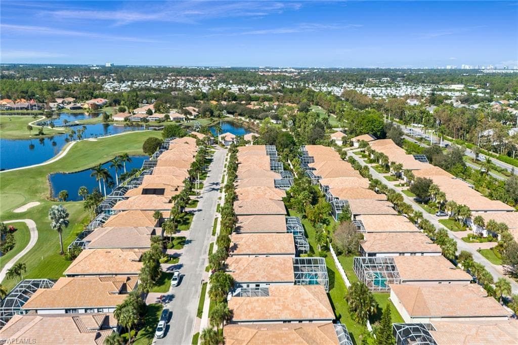 104 Glen Eagle Cir, Naples, FL 34104-38