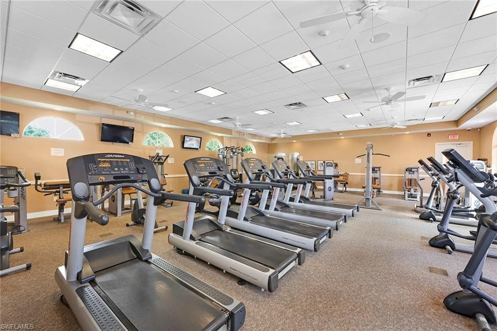 104 Glen Eagle Cir, Naples, FL 34104-44