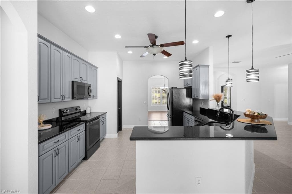 3645 70th Ave NE, Naples, FL 34120-14