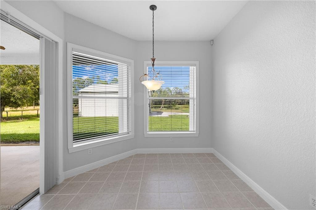 3645 70th Ave NE, Naples, FL 34120-16