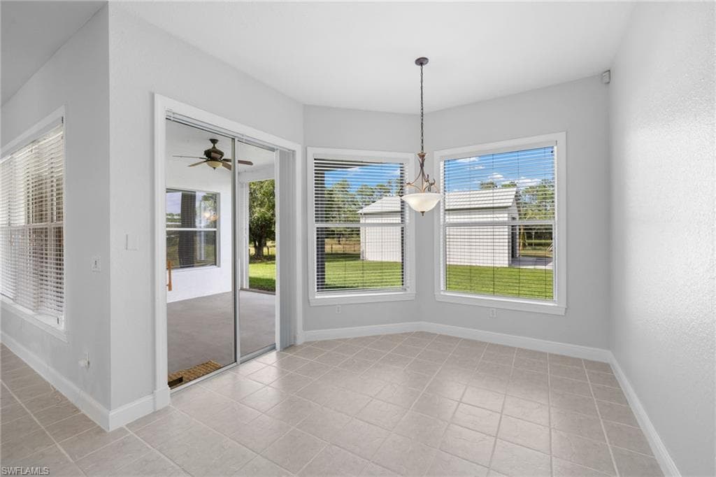3645 70th Ave NE, Naples, FL 34120-17