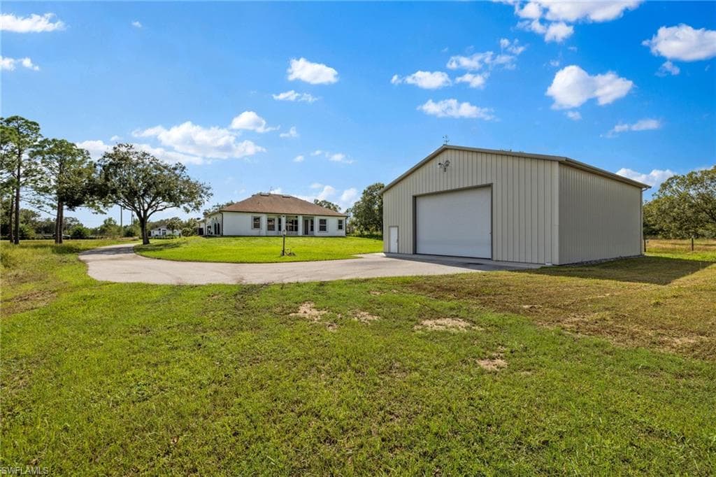 3645 70th Ave NE, Naples, FL 34120-37