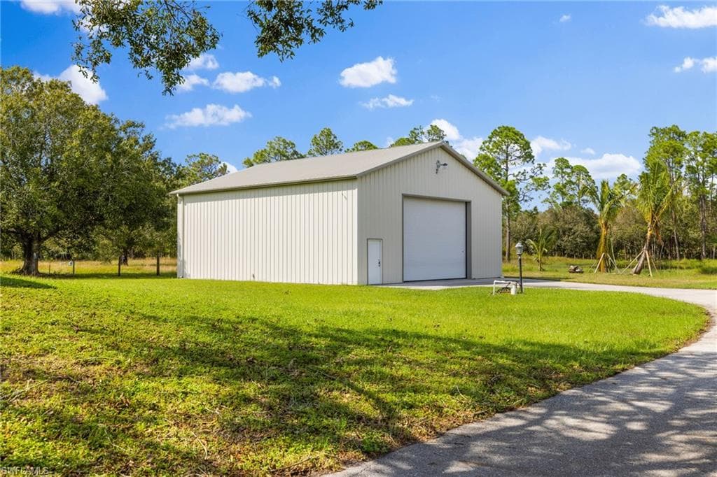 3645 70th Ave NE, Naples, FL 34120-39