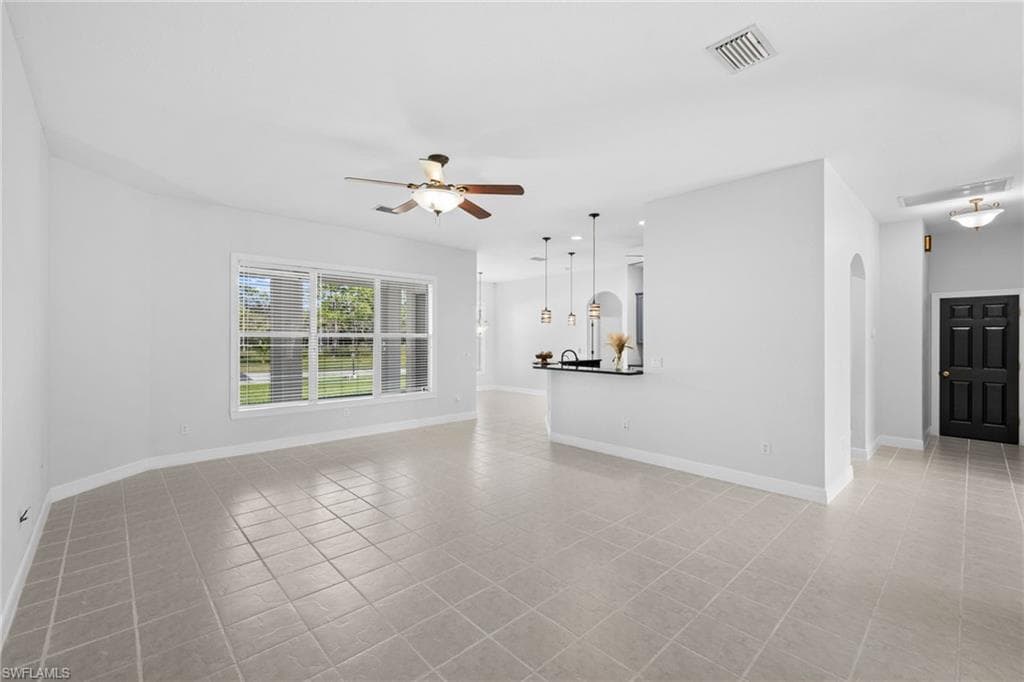 3645 70th Ave NE, Naples, FL 34120-5