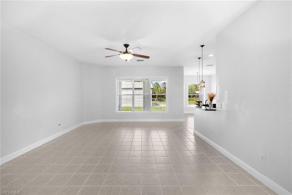 3645 70th Ave NE, Naples, FL 34120-8