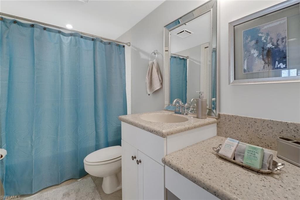 3080 Kings Lake Blvd 7572, Naples, FL 34112-16