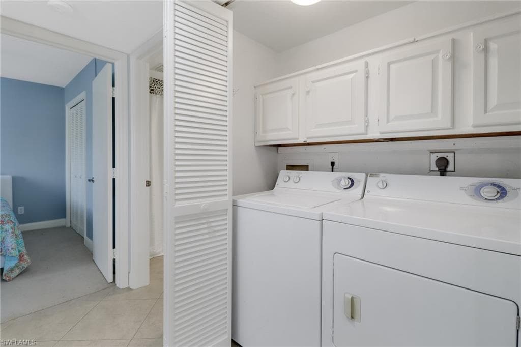 3080 Kings Lake Blvd 7572, Naples, FL 34112-21