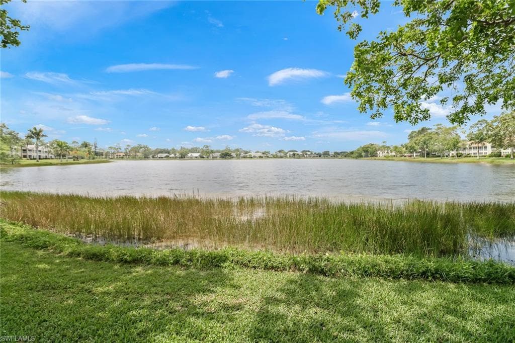 3080 Kings Lake Blvd 7572, Naples, FL 34112-27