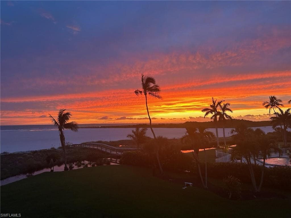 220 Seaview Ct 206, Marco Island, FL 34145-20