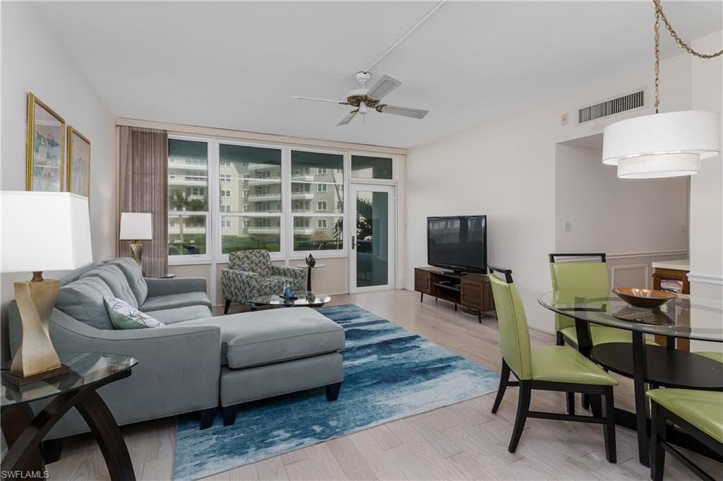 220 Seaview Ct 206, Marco Island, FL 34145-5