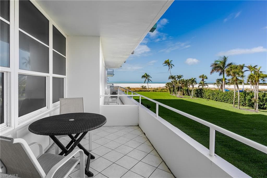 220 Seaview Ct 206, Marco Island, FL 34145-7