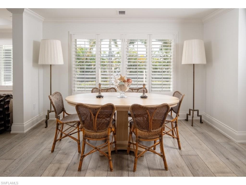 370 11th Ave S 2, Naples, FL 34102-5