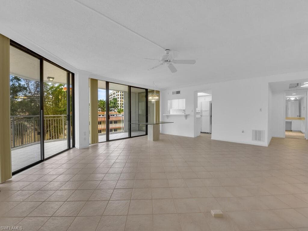 520 Collier Blvd 404, Marco Island, FL 34145-10