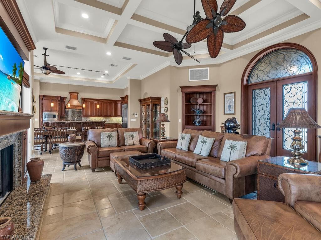 867 Chestnut Ct, Marco Island, FL 34145-13