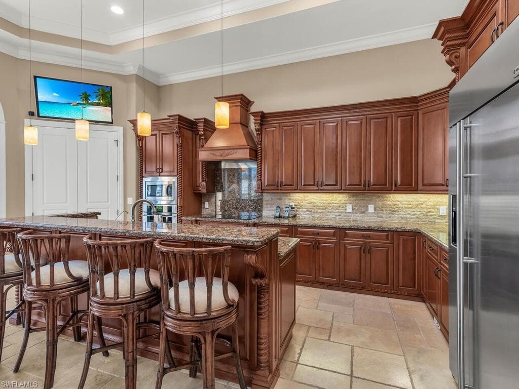 867 Chestnut Ct, Marco Island, FL 34145-16
