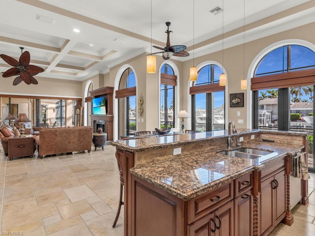 867 Chestnut Ct, Marco Island, FL 34145-18