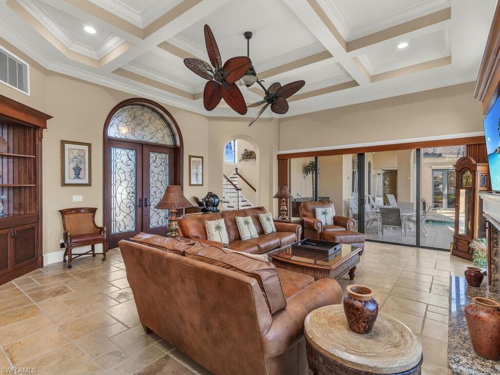 867 Chestnut Ct, Marco Island, FL 34145-19