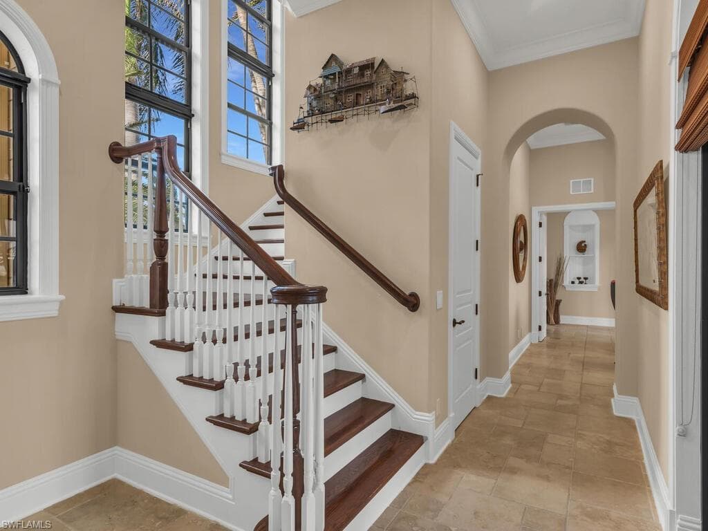 867 Chestnut Ct, Marco Island, FL 34145-21
