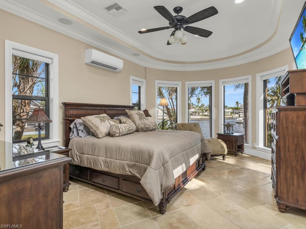 867 Chestnut Ct, Marco Island, FL 34145-23