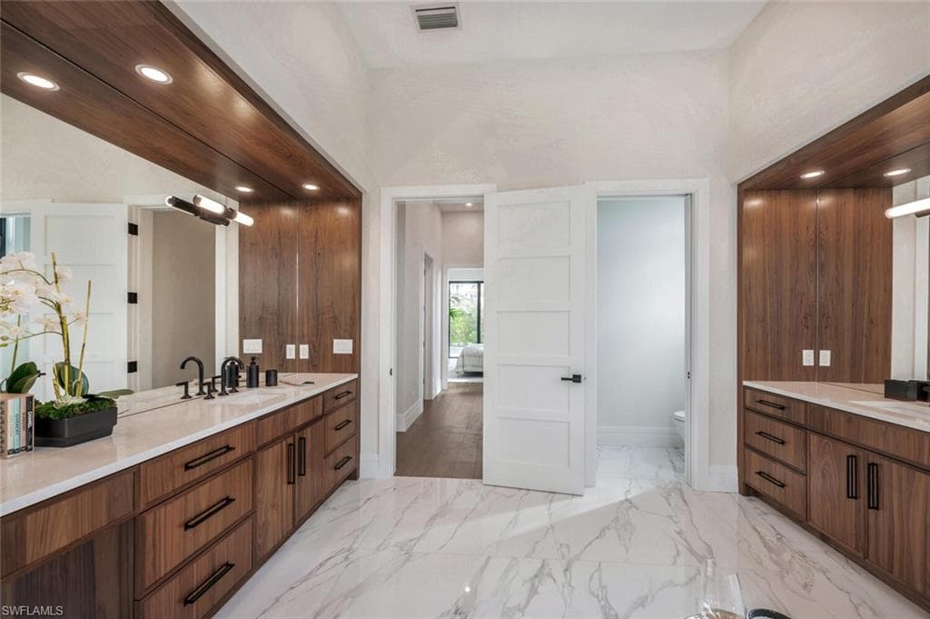 3540 Crayton Rd, Naples, FL 34103-20