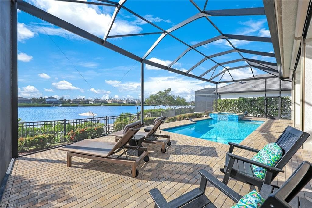 17282 Hidden Estates Cir, Fort Myers, FL 33908-33