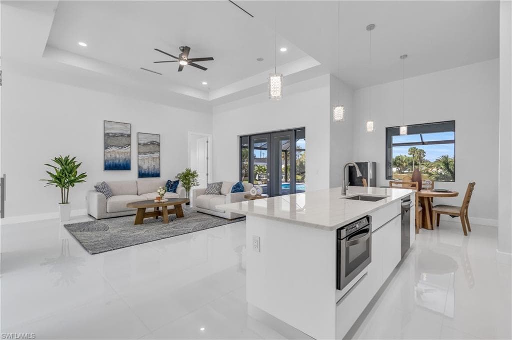 1625 5th Ter, Cape Coral, FL 33909-14