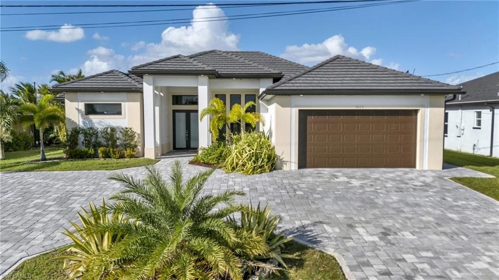 1625 5th Ter, Cape Coral, FL 33909-1