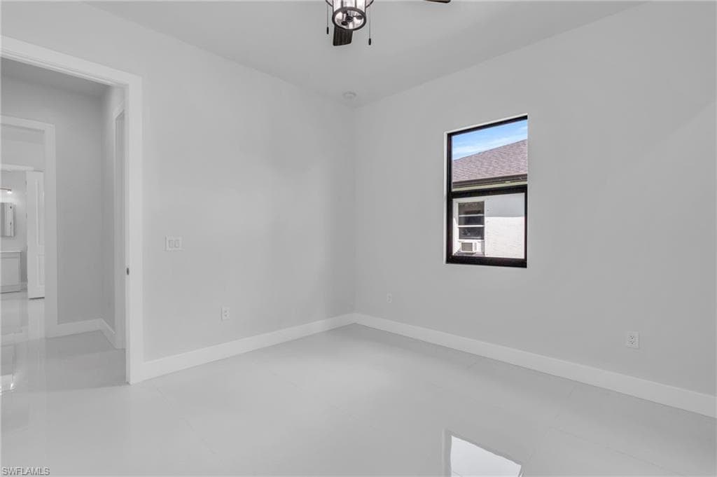 1625 5th Ter, Cape Coral, FL 33909-27