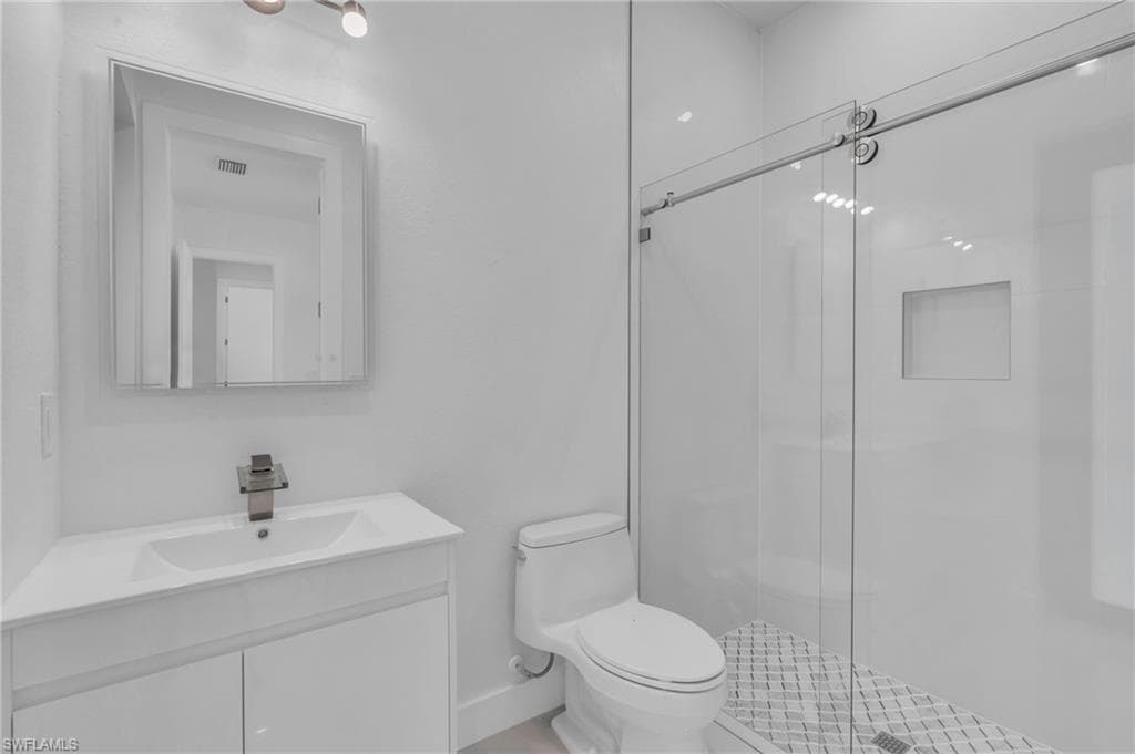 1625 5th Ter, Cape Coral, FL 33909-31