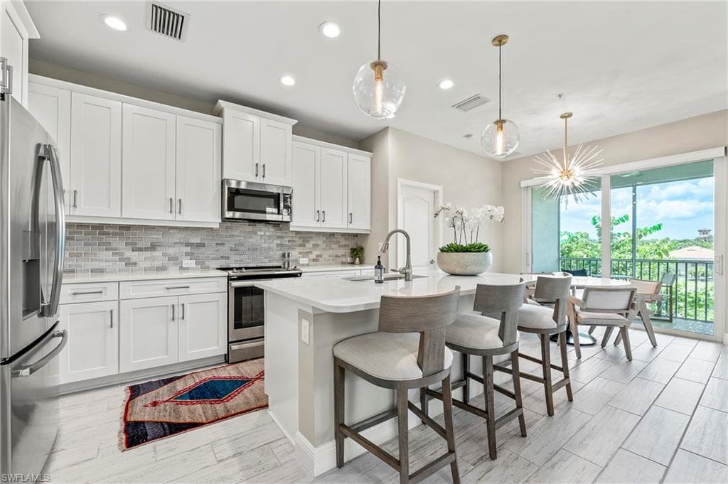 2319 Sawyers Hill Rd 708, Naples, FL 34120-4
