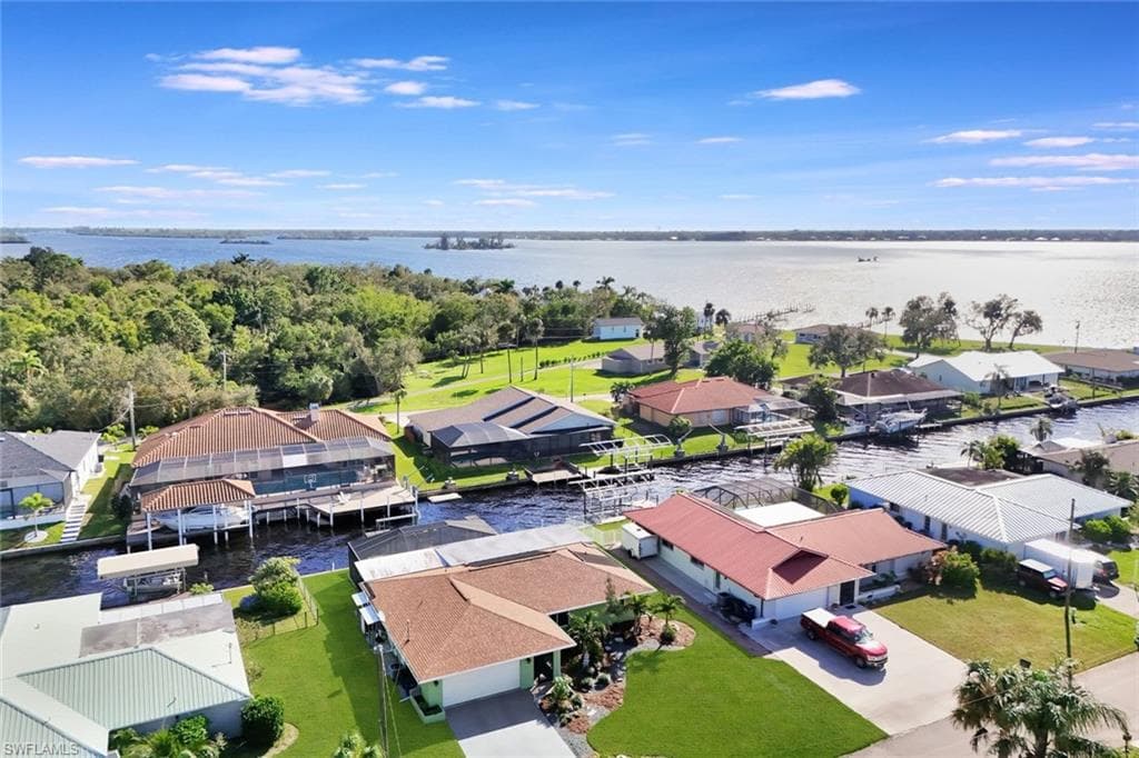7225 Reymoor Dr, North Fort Myers, FL 33917-21