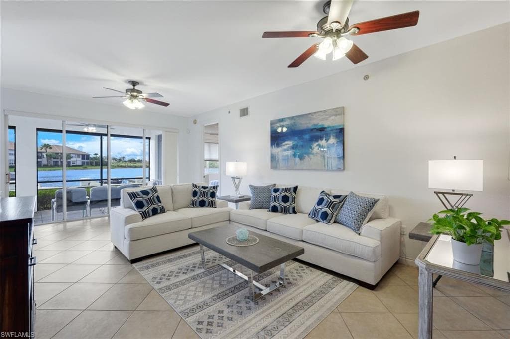 8763 Coastline Ct 8-101, Naples, FL 34120-12