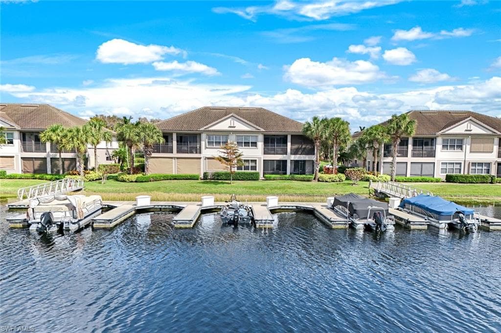 8763 Coastline Ct 8-101, Naples, FL 34120-20