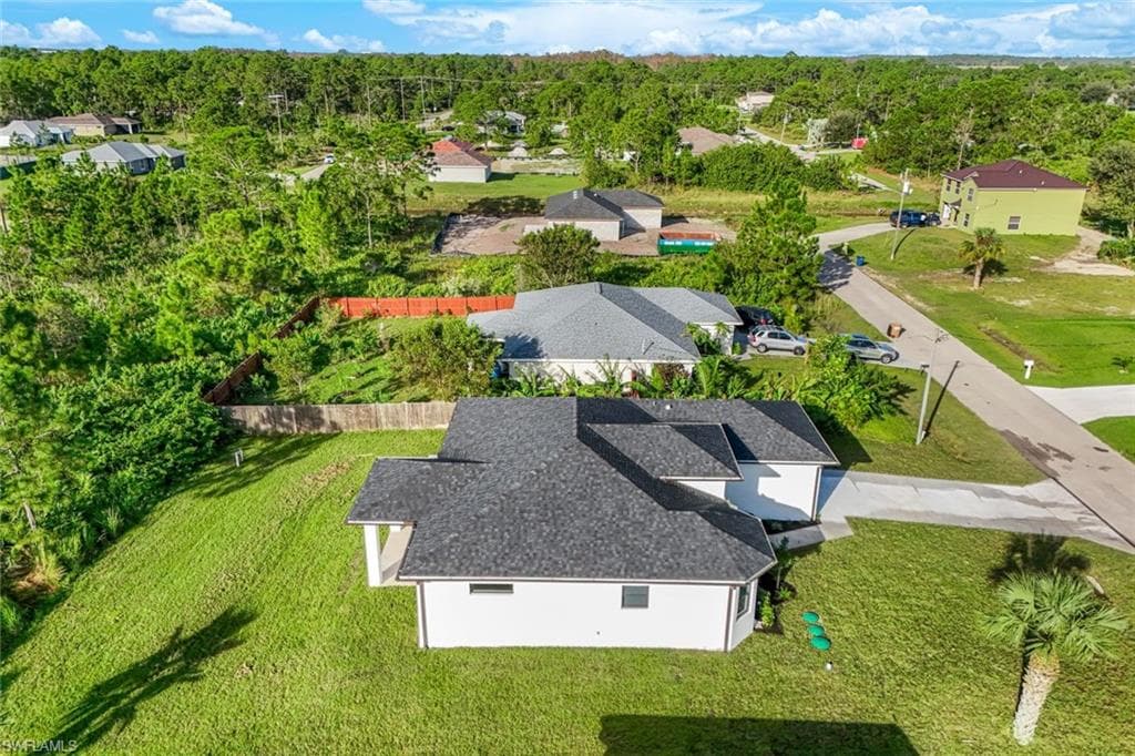 3011 37th St W, Lehigh Acres, FL 33971-6