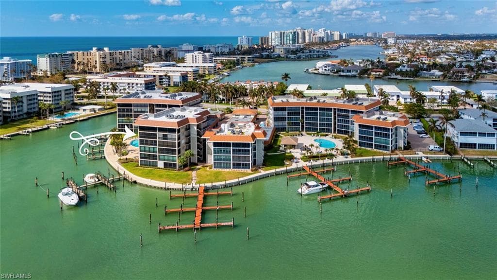 222 Harbour Dr 503, Naples, FL 34103-23