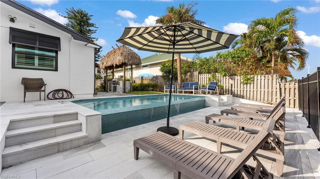 493 Willet Ave, Naples, FL 34108-12