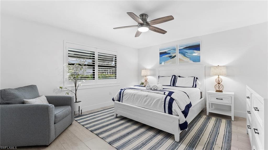 493 Willet Ave, Naples, FL 34108-25
